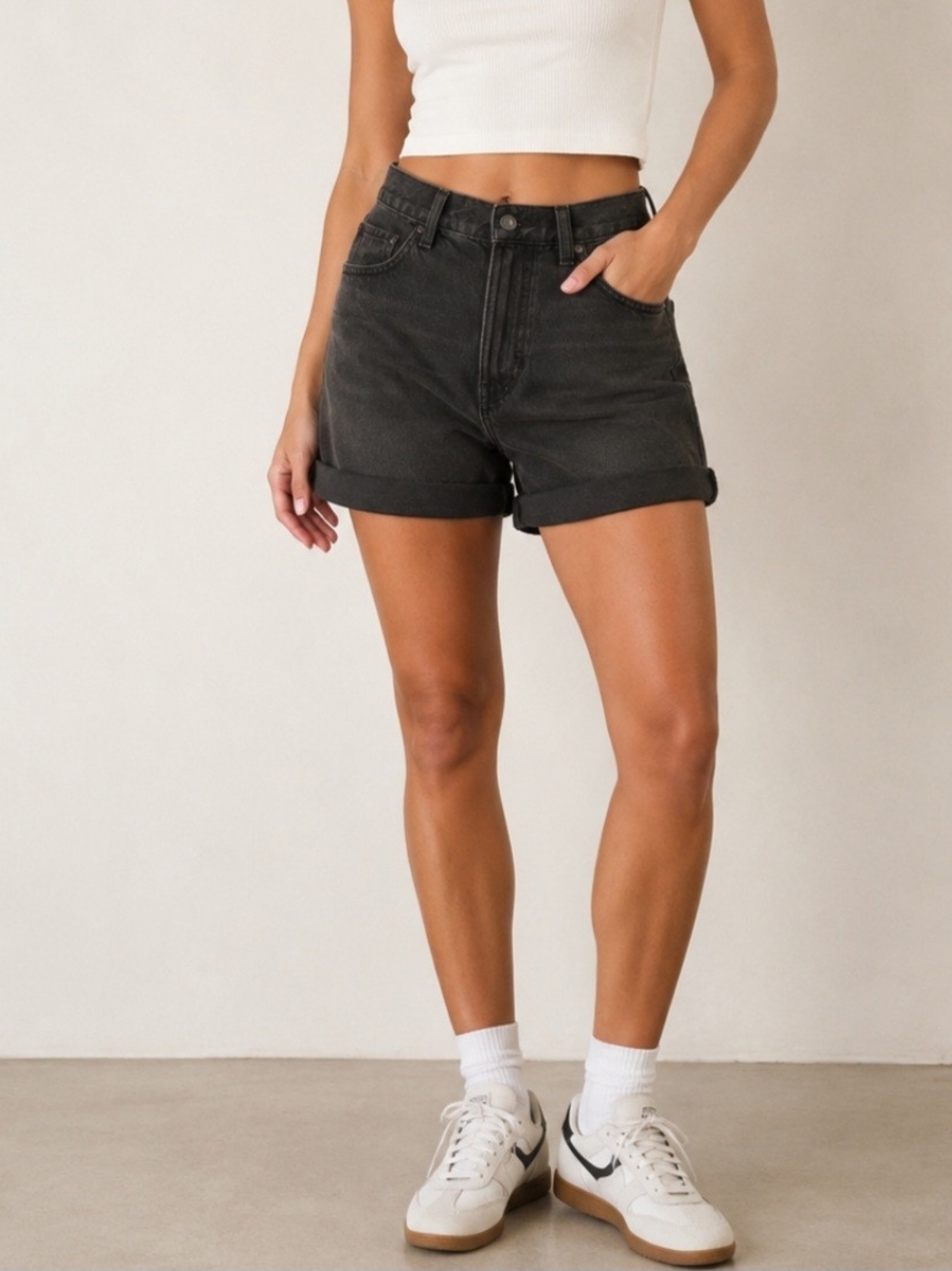 Uniqlo Black Rolled-Hem High-Rise Denim Shorts